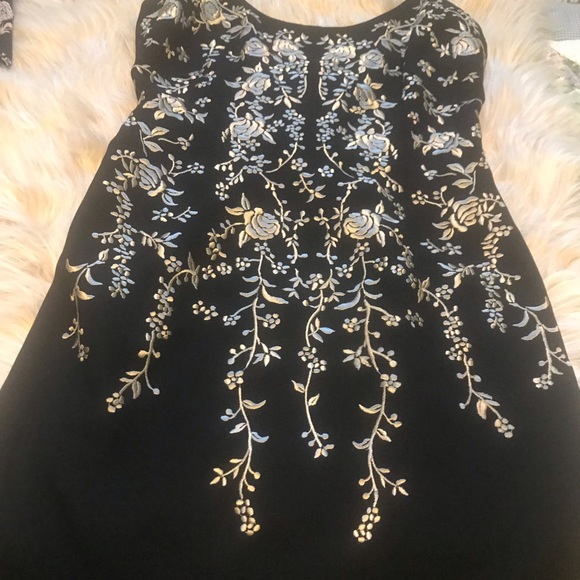 Maggy London black embroidery size 6 Dress - Picture 4 of 7
